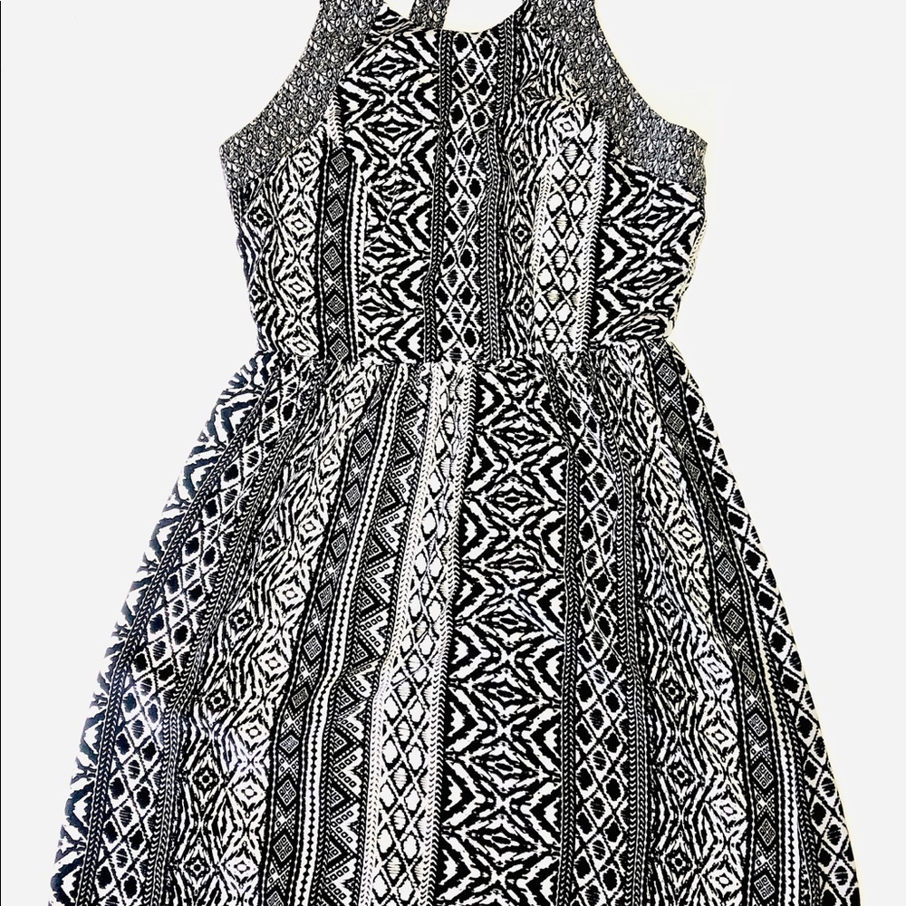 Aztec Dress - Picture 2 of 3